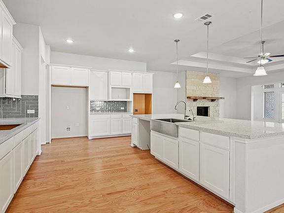 Magnificent kitchen