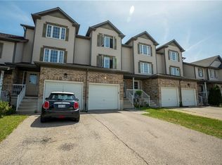 26 Chantilly St, Kitchener, ON N2R 1V6