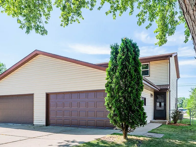 1209 W Ridgeview Dr #ID1061635P — Photo 12