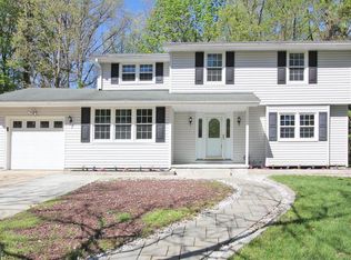 115 Woodshade Dr, Newark, DE 19702