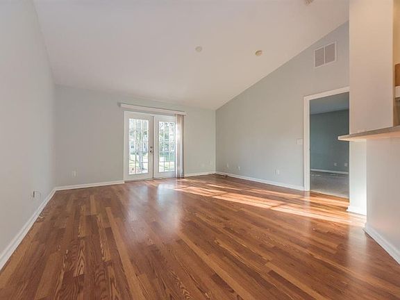 5th image of 7915 94th Ct