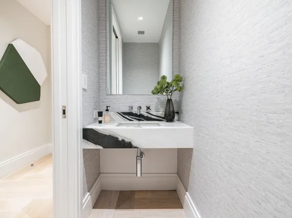 327 East 84th Street image 7 of 17