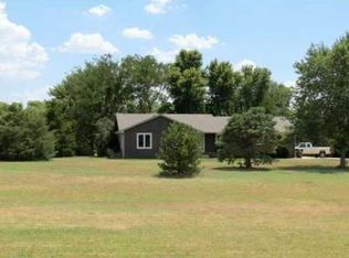 32501 W 23rd St S, Garden Plain, KS 67050