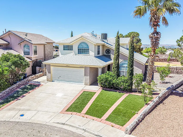 1229 Diamond Cove Pl — Photo 5