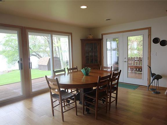 4th image of 12179 Eastside Dr