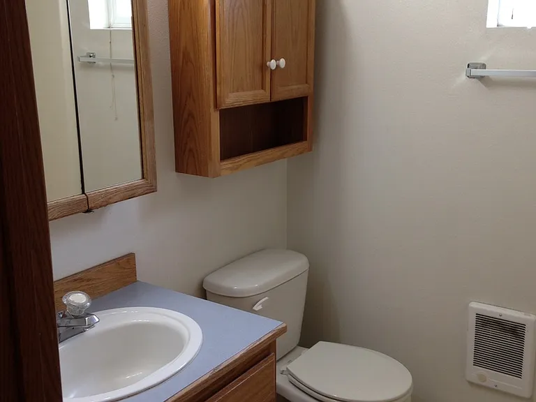 906 Juniper Ave — Photo 11