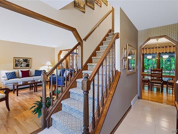 3rd image of 59 Lillyridge Dr