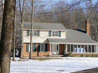 7433 Crory Rd, Canfield, OH 44406