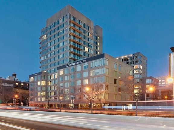 4th image of 34 Desbrosses St APT 222