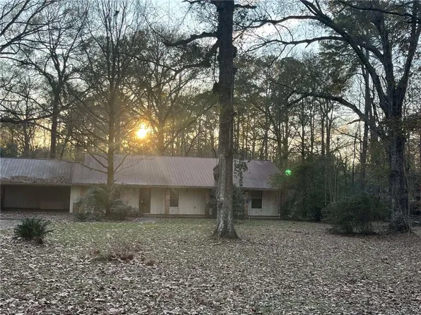 106 Edd Lasyone Rd, Pineville, LA 71360
