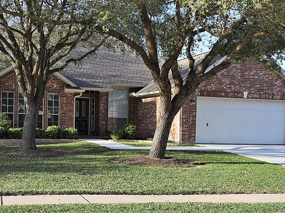 2nd image of 8305 Spinnaker Bay Ln