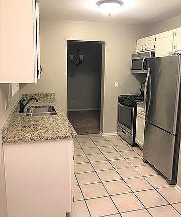 4th image of 302 Danbury Dr