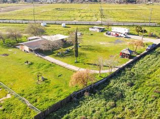 1880 E Yosemite Ave, Madera, CA