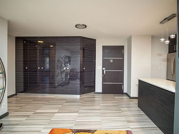 2nd image of 2940 W 5th St APT 6D