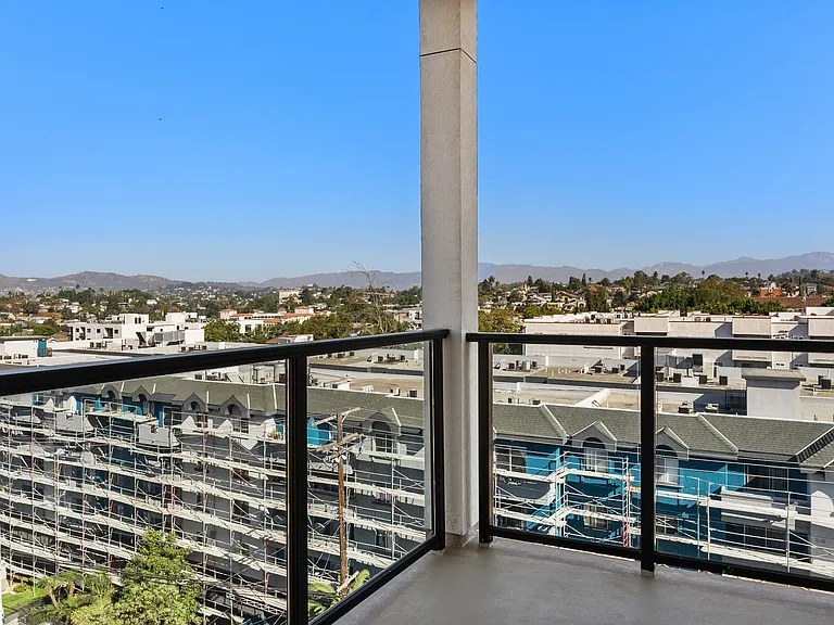 Park & Vista — Photo 100