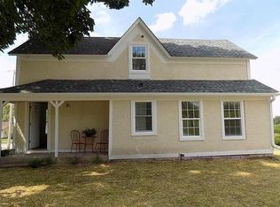 306 Franklin St, Genoa City, WI 53128