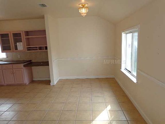 4th image of 1103 Maryland Ave