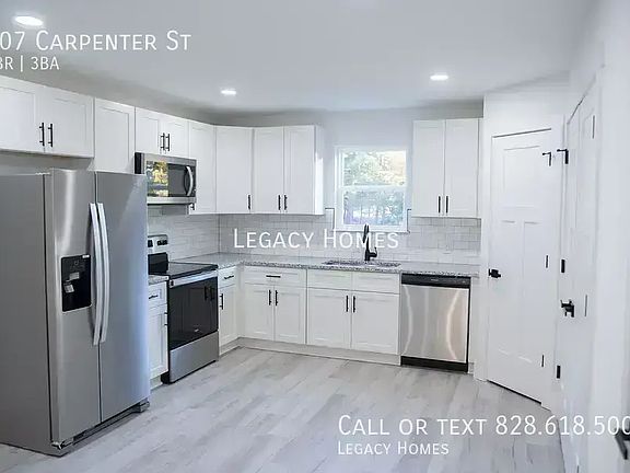 2nd image of 107 Carpenter St