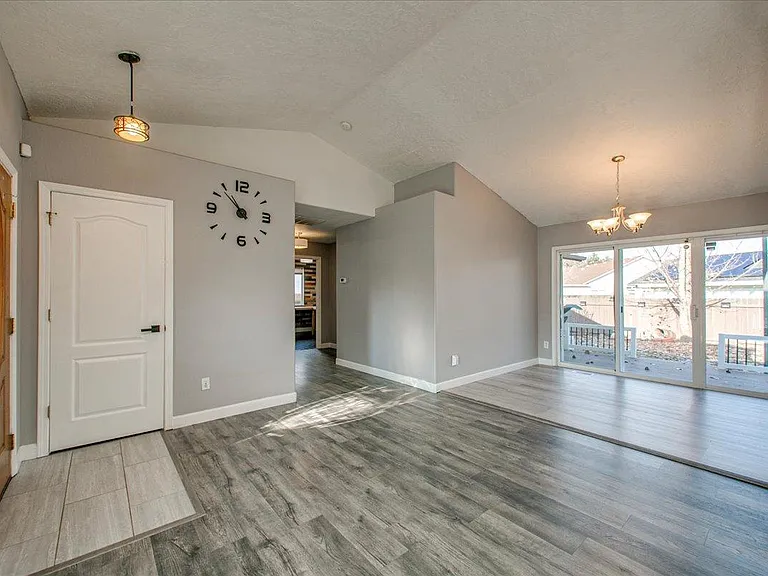 13734 W Meadowdale Dr — Photo 9