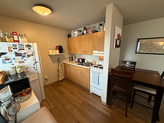 2nd image of 535 NE Maiden Ln APT 212