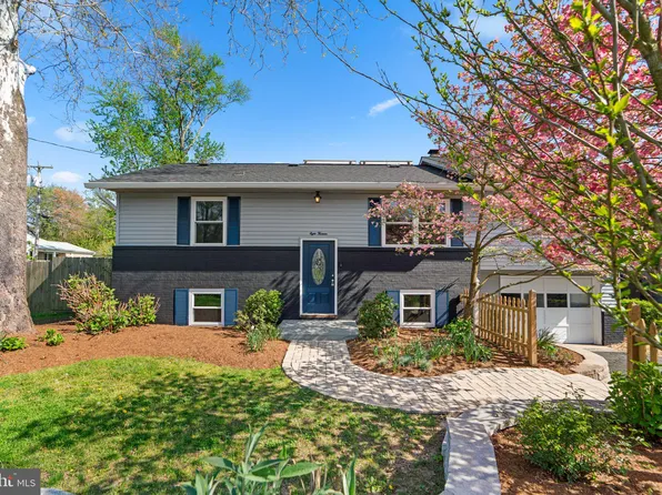 813 Hillside Ave, Edgewater, MD 21037