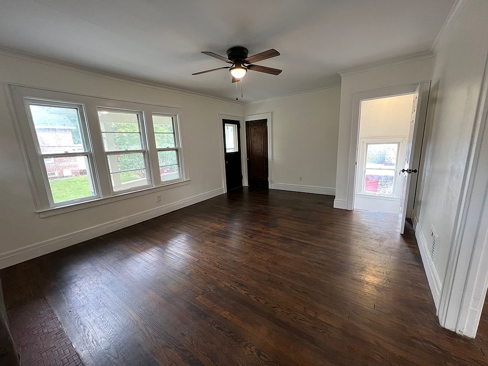 167 Charmouth Dr Syracuse NY Zillow