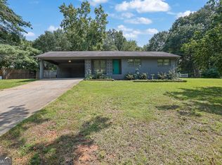 110 Mountain View Dr, Cumming, GA 30040