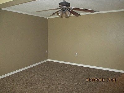 3rd image of 2511 W Harris Ave