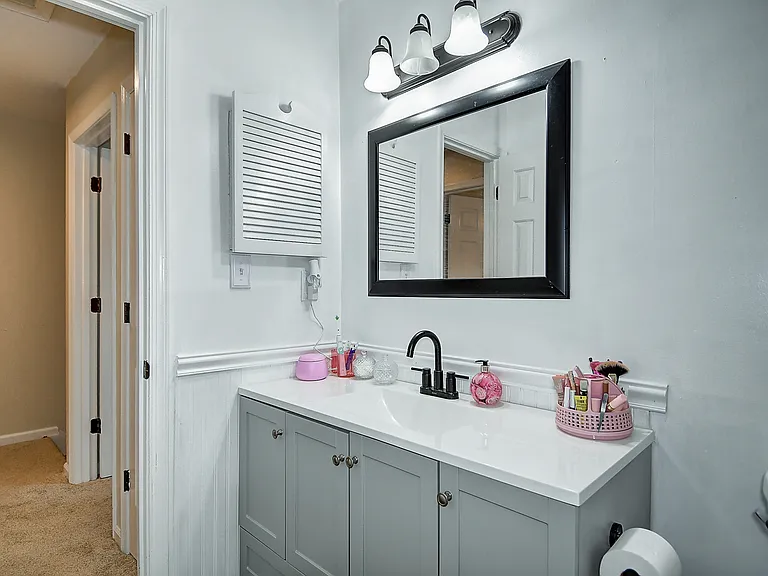 333 San Roman Dr — Photo 17