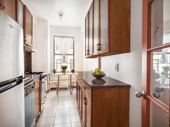 2nd image of 639 W End Ave #3C