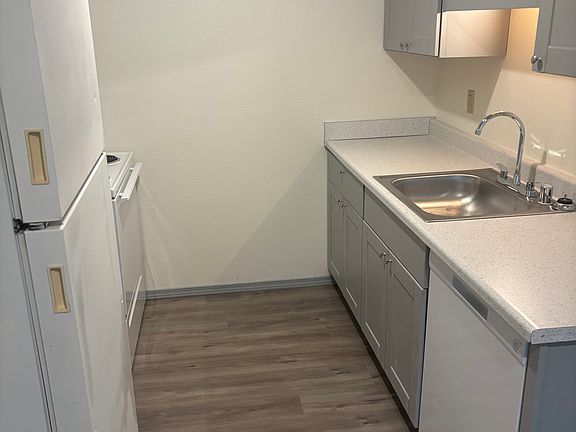 2nd image of 6209 Lakewood Dr W APT 134
