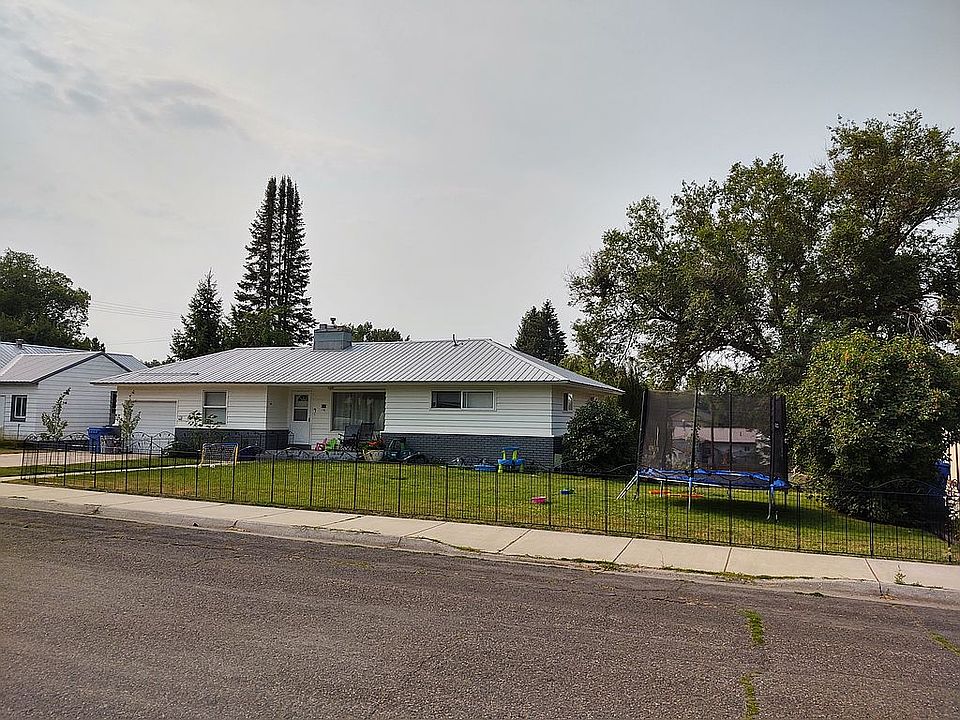 1st image of 626 W 1 N