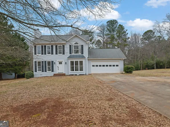 4022 Crabapple Dr, Gainesville, GA 30507