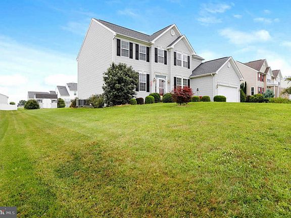 2nd image of 1133 Briarbend Way