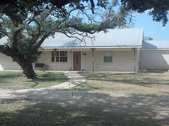 2nd image of 703 Antelope Ln