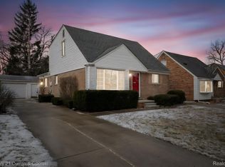 5632 Madison St, Dearborn Heights, MI 48125