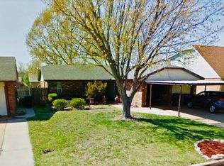 909 N Southminster St, Moore, OK 73160