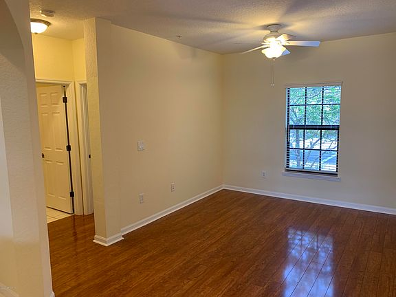 5th image of 315 Via Castilla St Unit 103