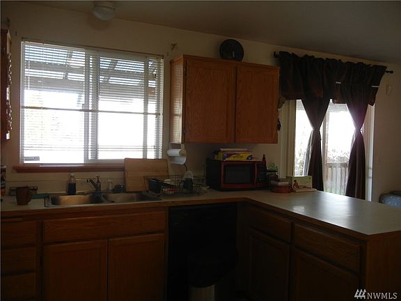 4th image of 1319 S 90th Street Ct