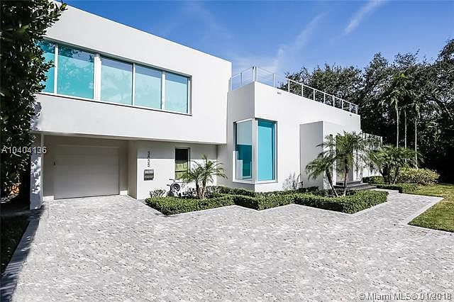 1st image of 3855 Poinciana Ave