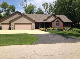 865 E Harbor Rd, Milton, WI 53563