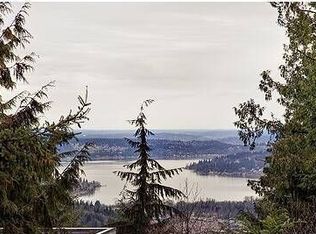 2410 Squak Mountain Loop SW, Issaquah, WA 98027