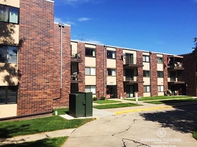1st image of 5801 Enterprise Dr APT C5