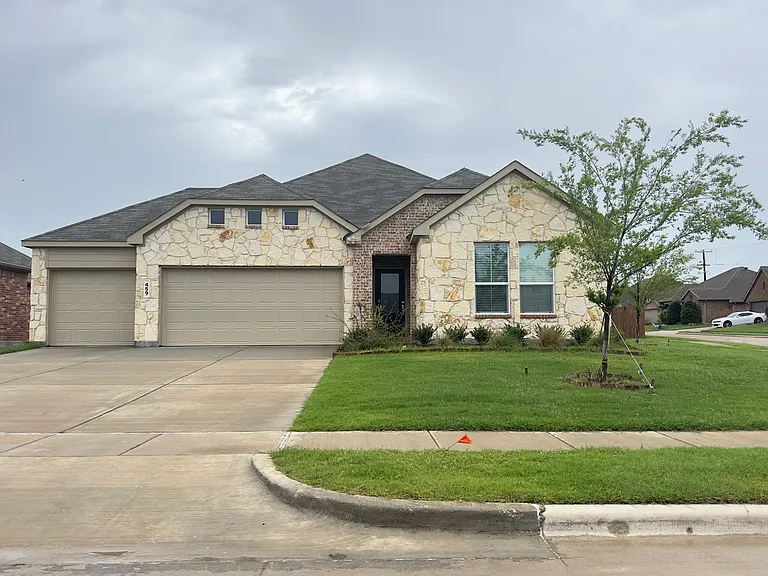 459 Ridge Dr — Photo 1