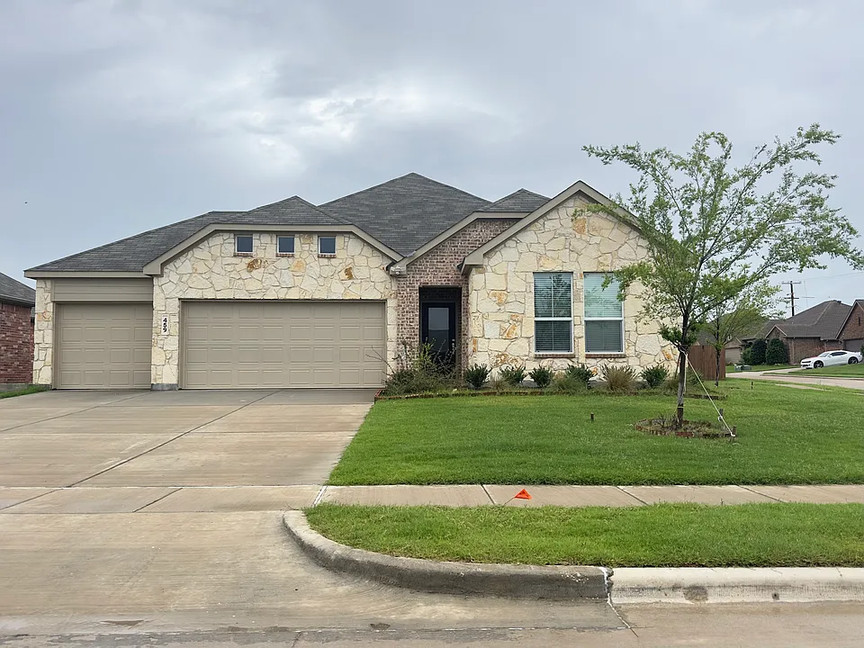 459 Ridge Dr