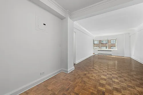 40 Park Ave #9-F Photo 1