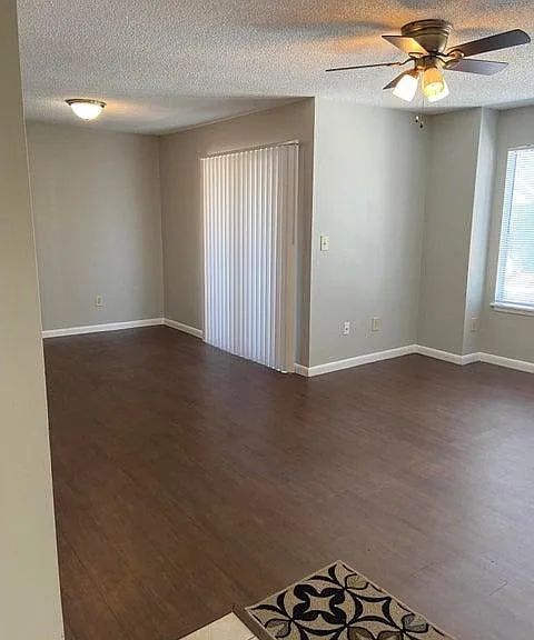 3570 Sable Palm Ln E — Photo 4