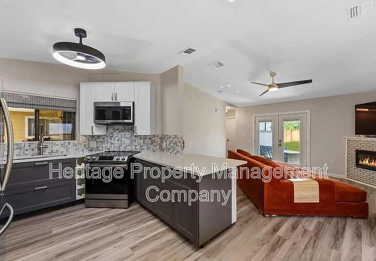 6715 Hickory Springs Dr — Photo 14