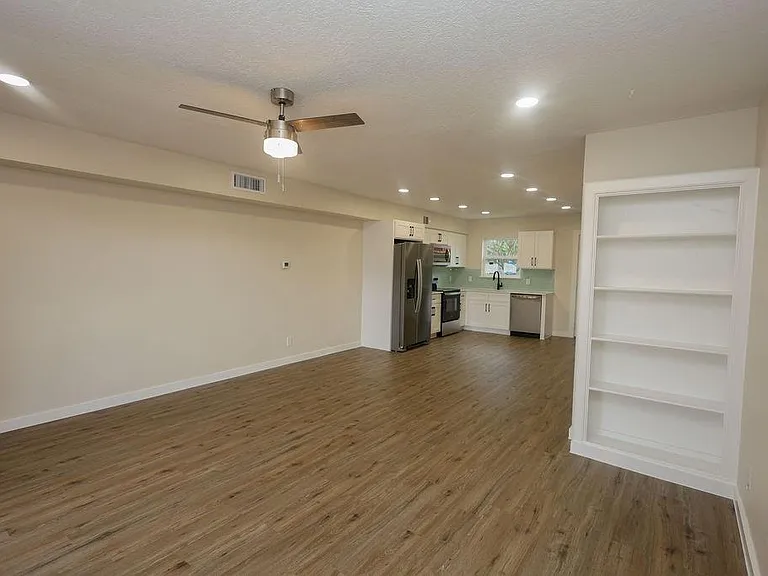 708 Staitti St #8 — Photo 4