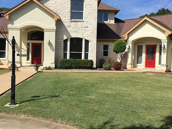 3rd image of 351 Woodland Dr